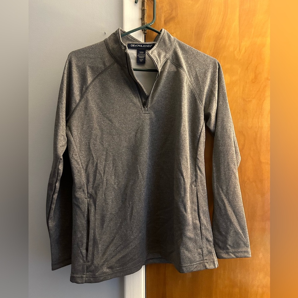 Ladies Devon & Jones Quarter Zip Jacket Medium
